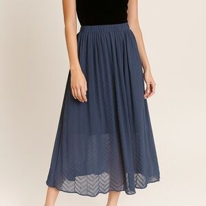 Just Female Navy Chevron Pleated Chiffon Midi Skirt Womens Small Flowy Blue